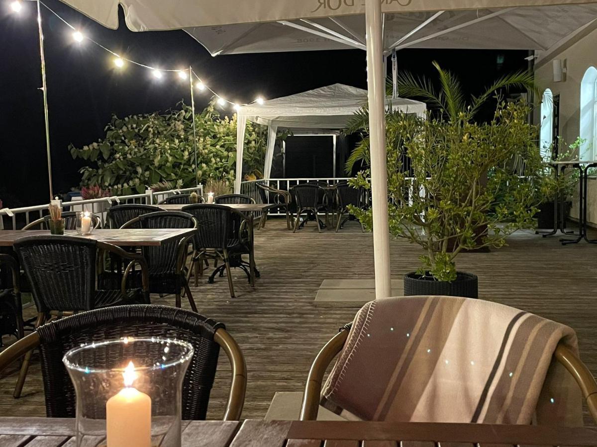 Hotel & Restaurant Haus Am See Locknitz Esterno foto